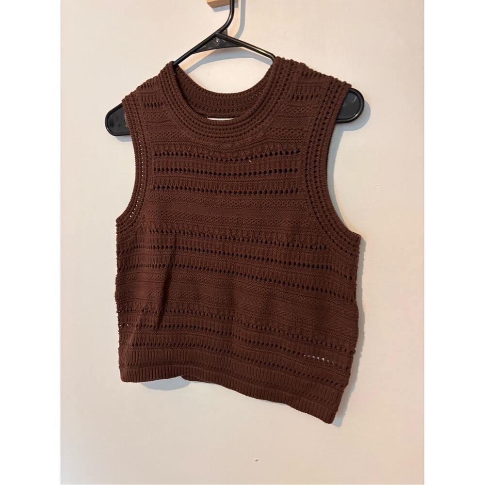 Sincerely Jules Medium Cropped Crochet Sweater Sleeveless